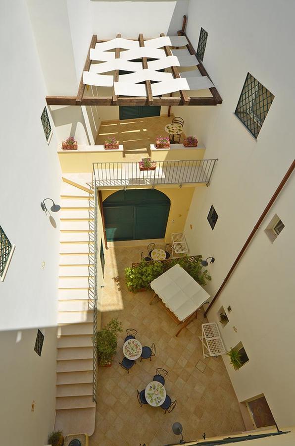 Casa Branca Bed & Breakfast Castrignano del Capo Exterior photo